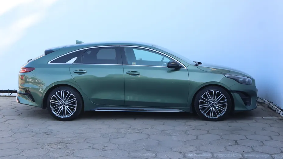 Kia ProCeed -