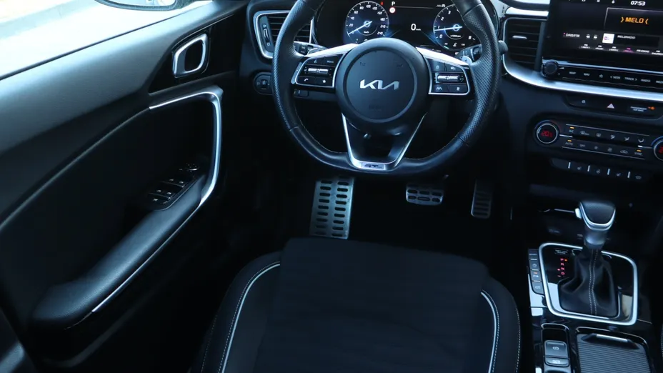 Kia ProCeed -