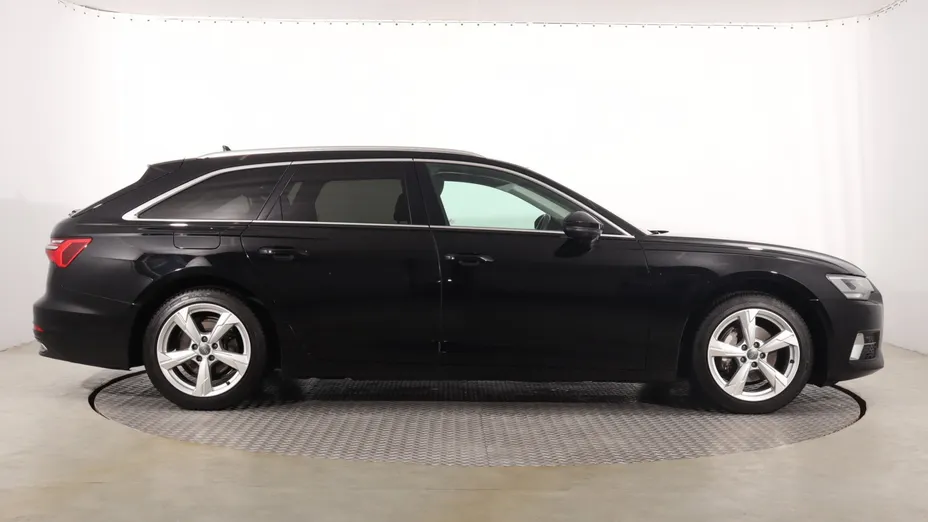 Audi A6 -