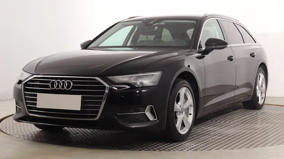 Audi A6 -