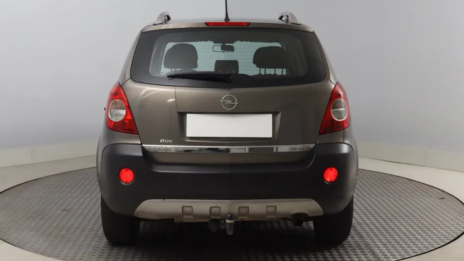 Opel Antara -