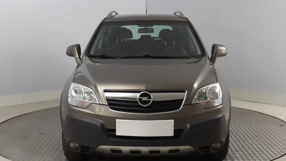 Opel Antara -