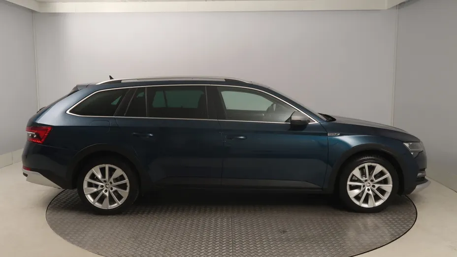 Skoda Superb -