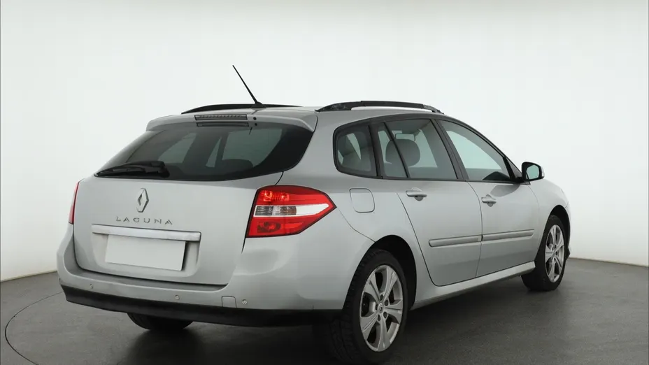 Renault Laguna -