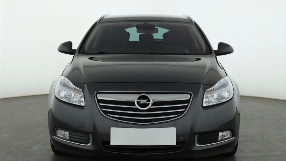 Opel Insignia -