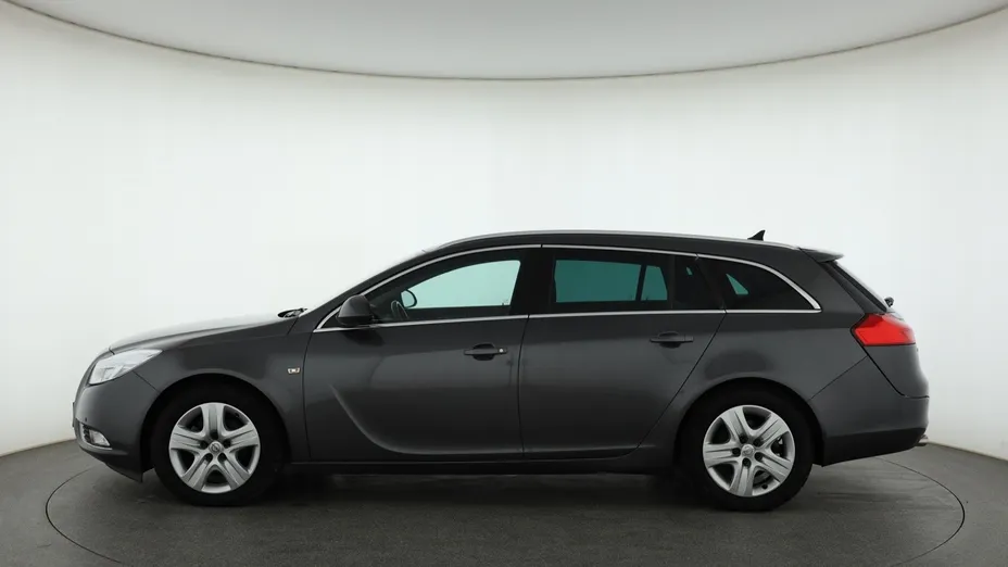 Opel Insignia -