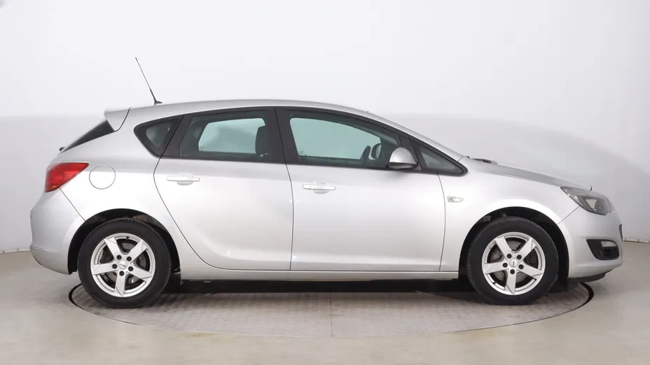 Opel Astra -