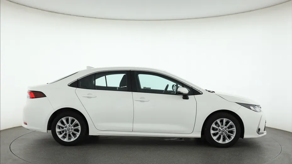 Toyota Corolla -