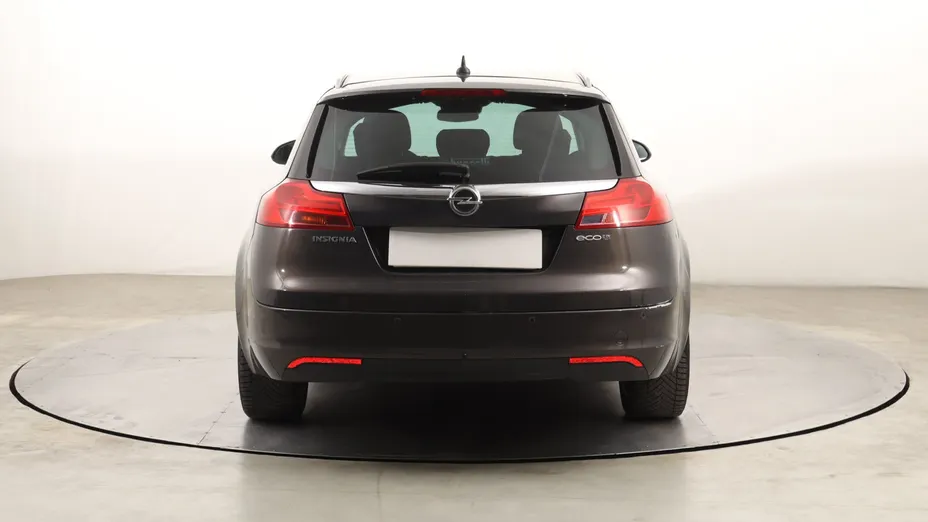 Opel Insignia -