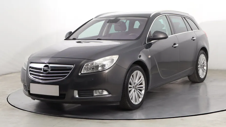 Opel Insignia -