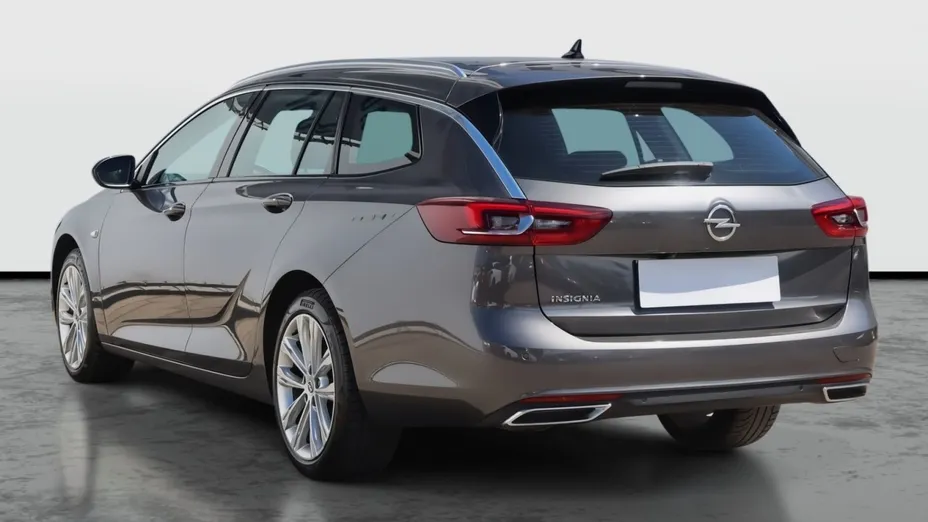 Opel Insignia -