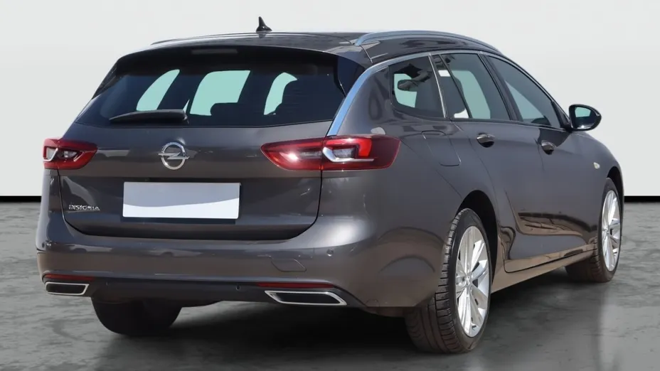 Opel Insignia -