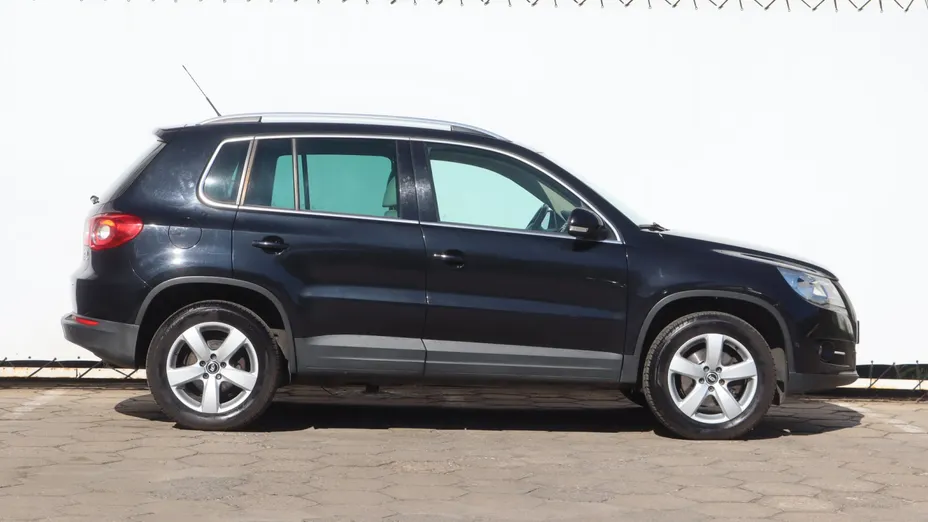 VW Tiguan -