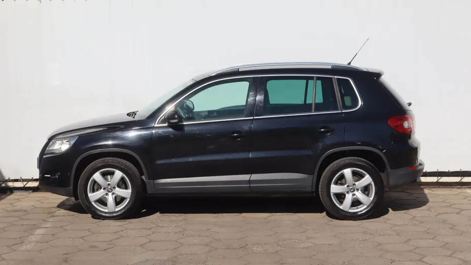 VW Tiguan -