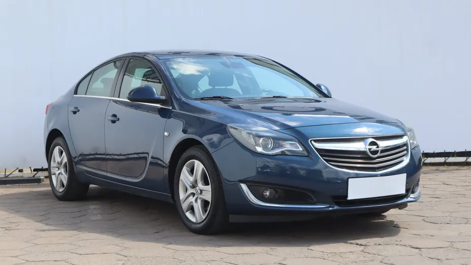 Opel Insignia -