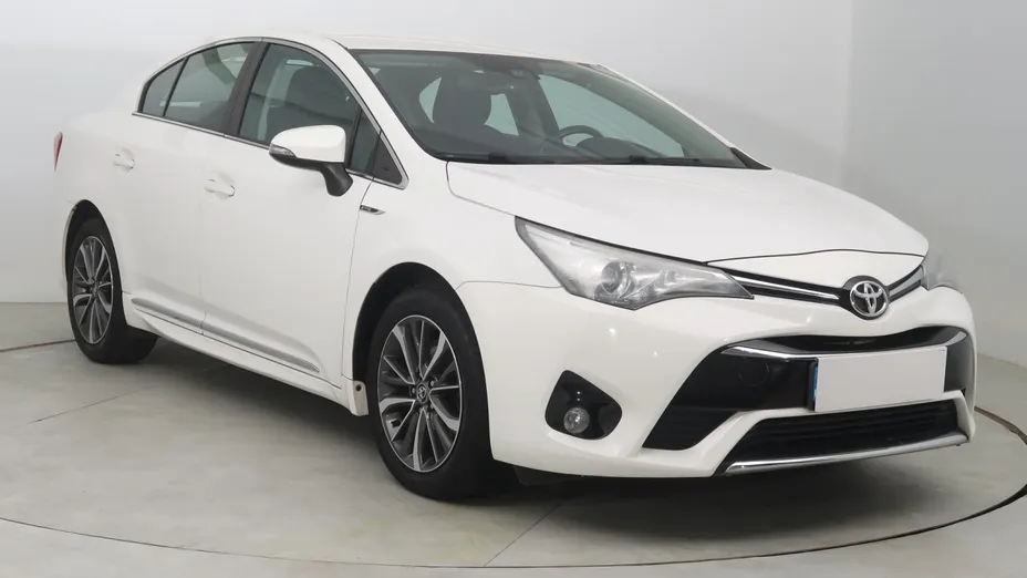 Toyota Avensis -