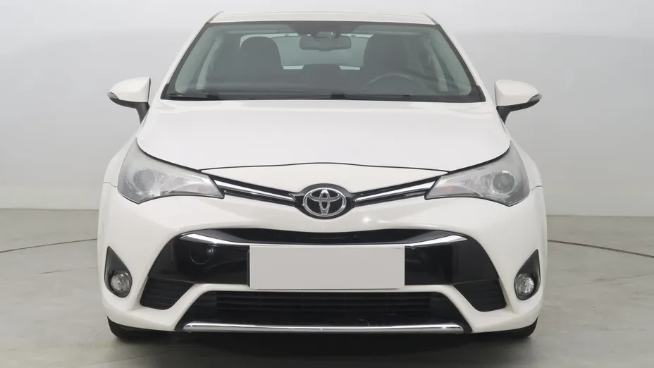 Toyota Avensis -