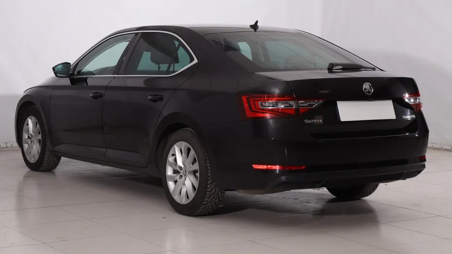Skoda Superb -