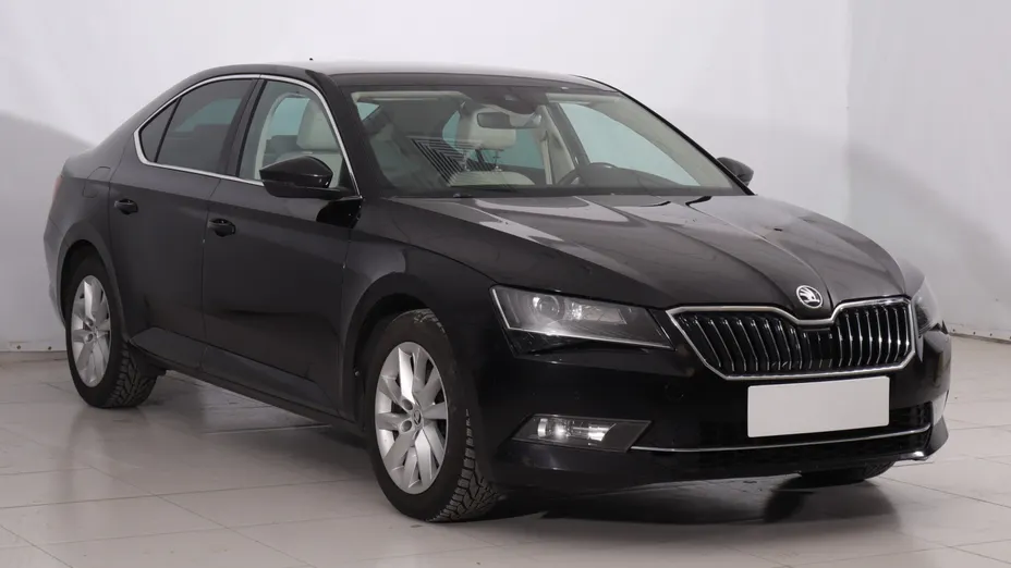 Skoda Superb -
