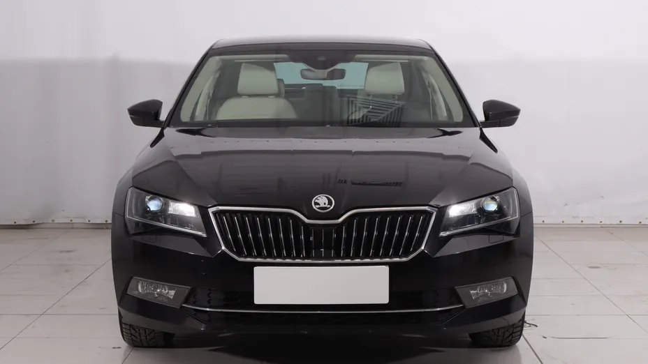Skoda Superb -