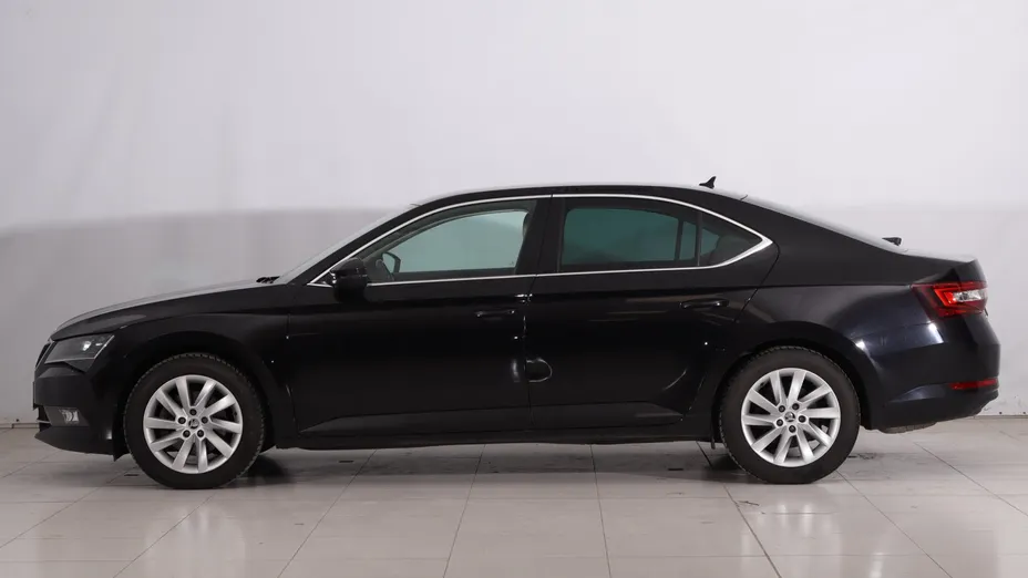 Skoda Superb -