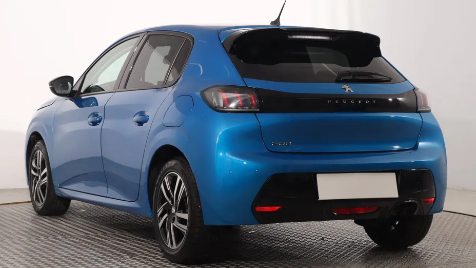 Peugeot 208 -