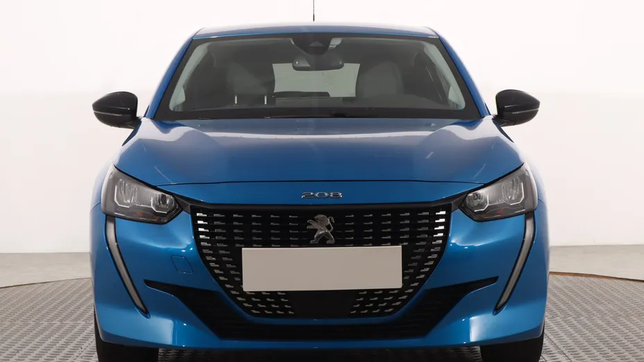 Peugeot 208 -