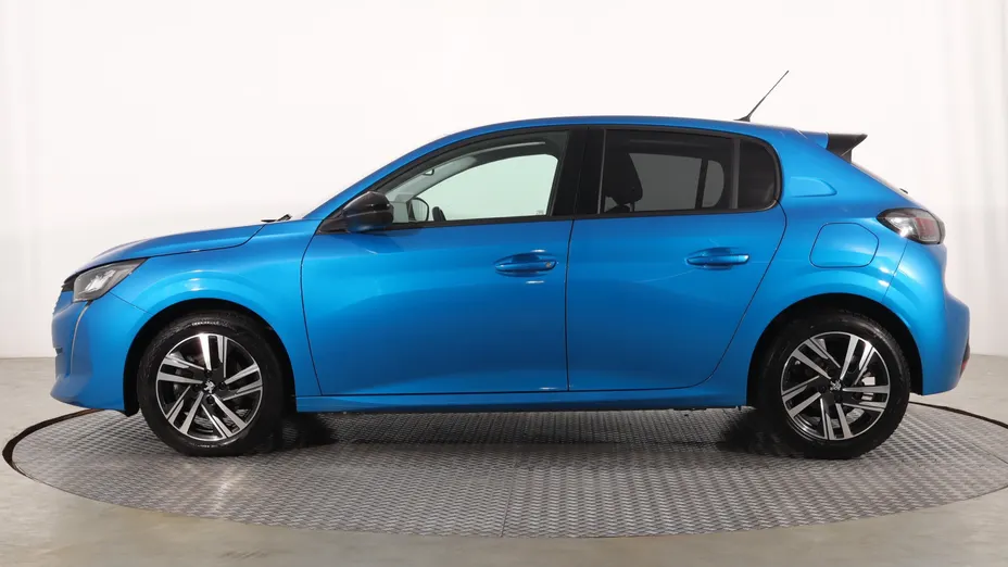 Peugeot 208 -