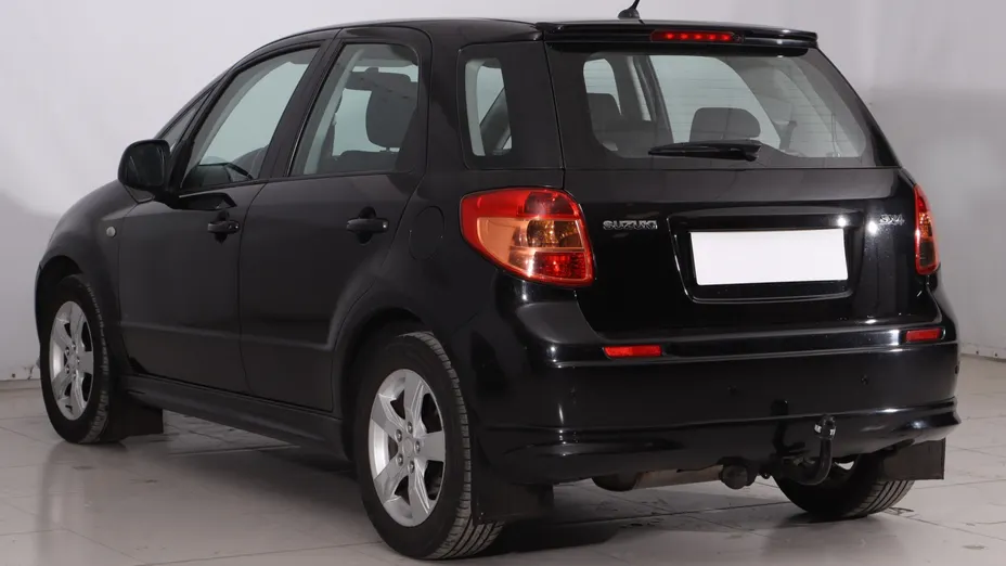 Suzuki SX4 -