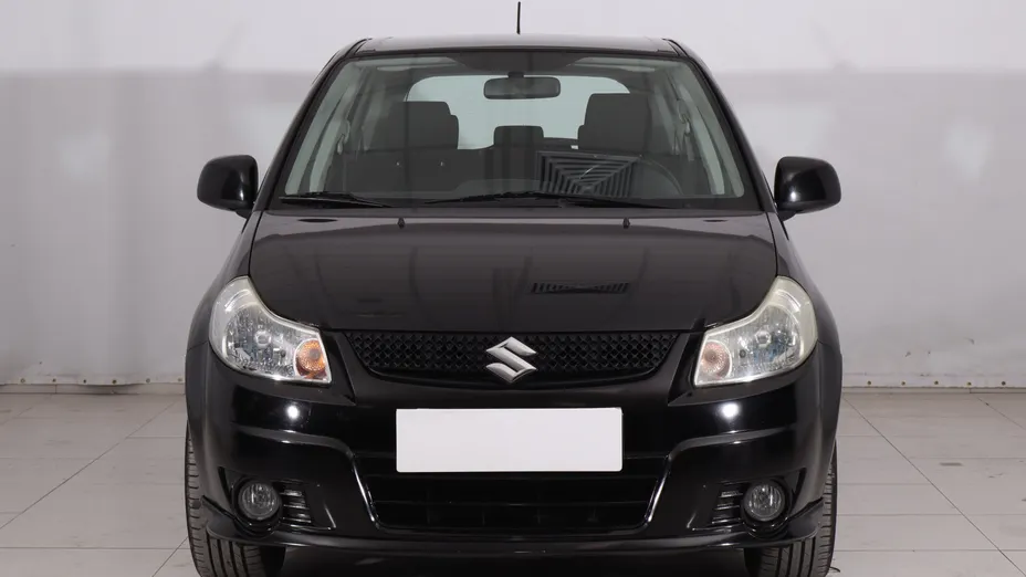 Suzuki SX4 -