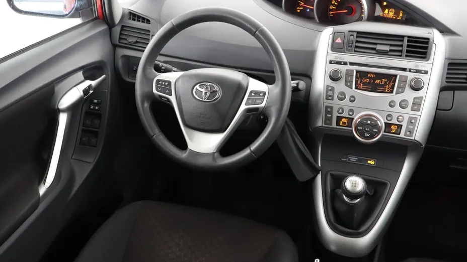 Toyota Verso -