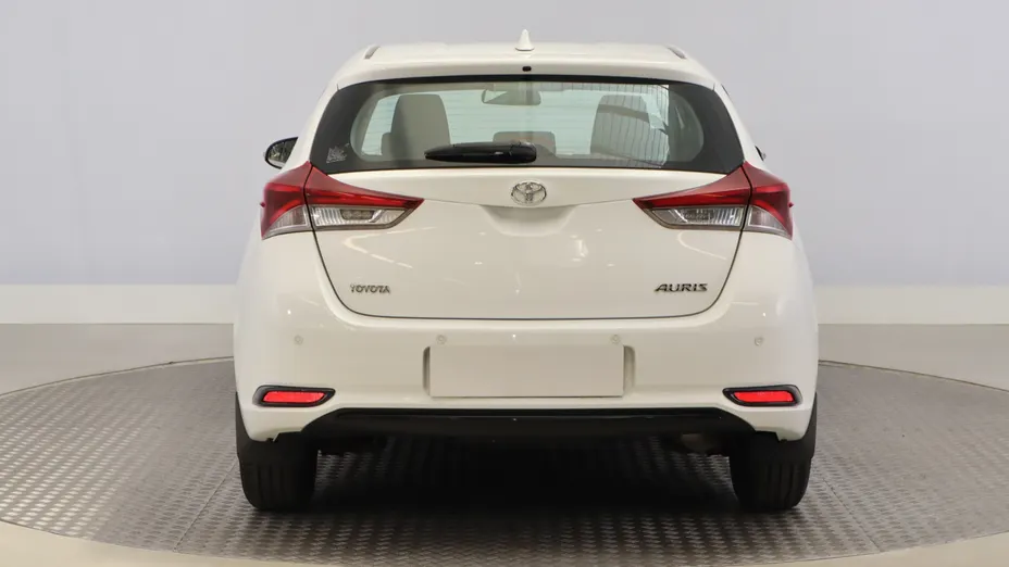 Toyota Auris -