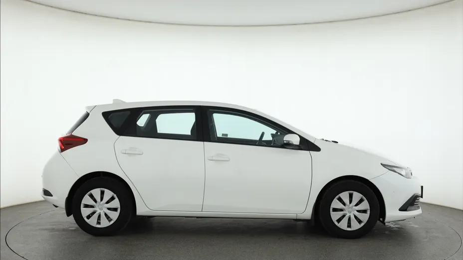Toyota Auris -