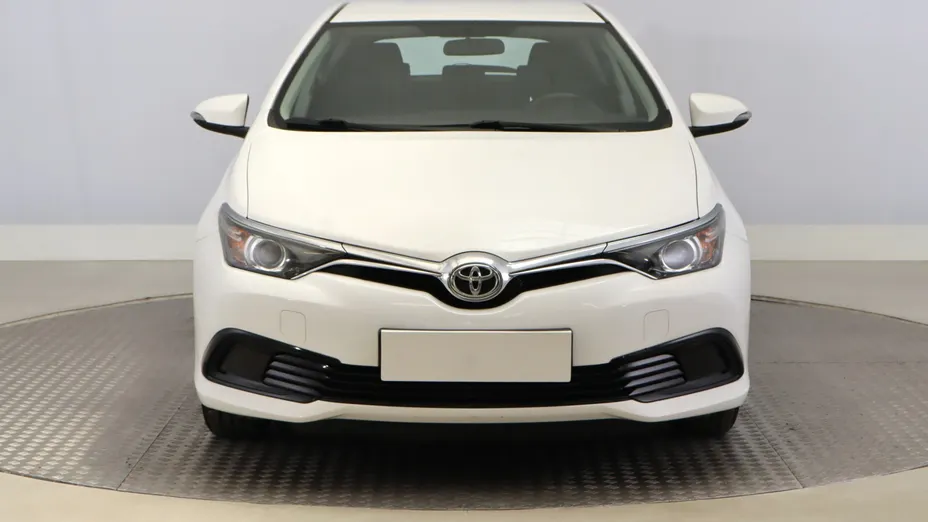 Toyota Auris -