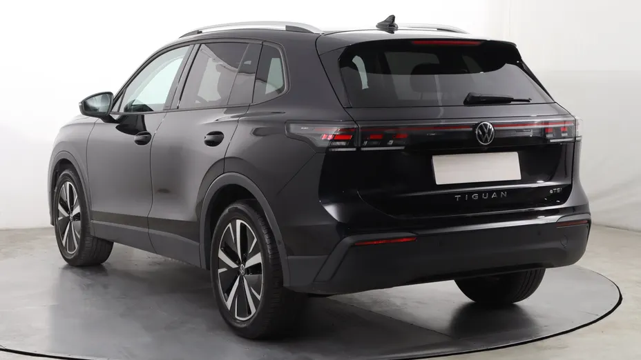VW Tiguan -