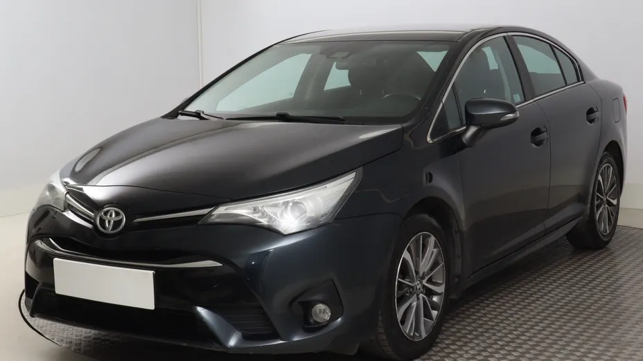 Toyota Avensis -