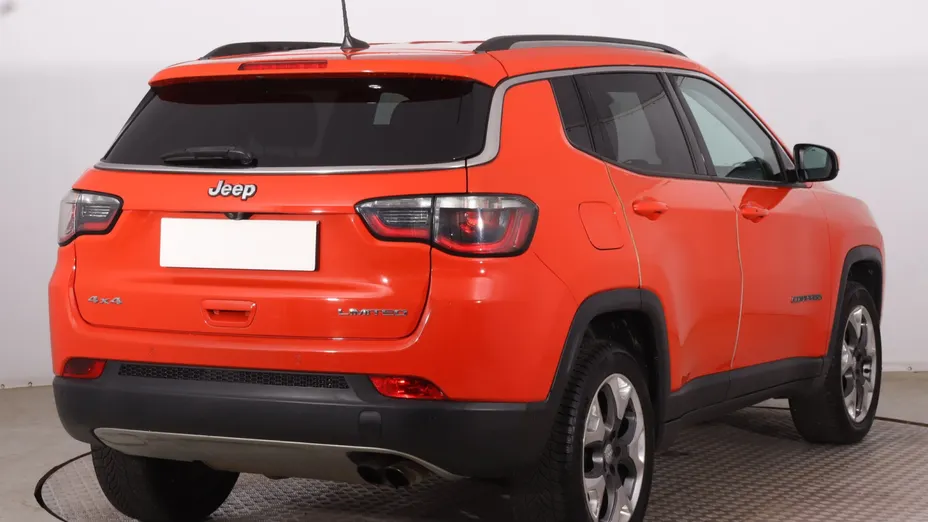 Jeep Compass -