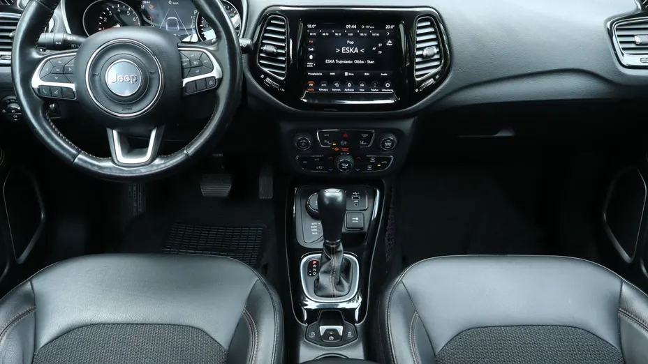 Jeep Compass -