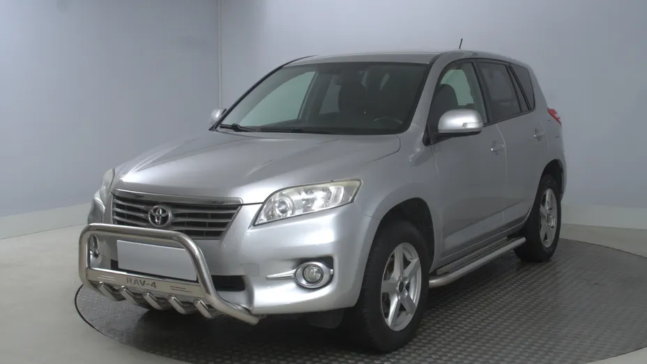 Toyota RAV4 -