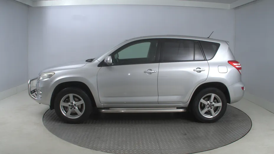 Toyota RAV4 -