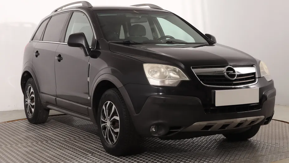Opel Antara -