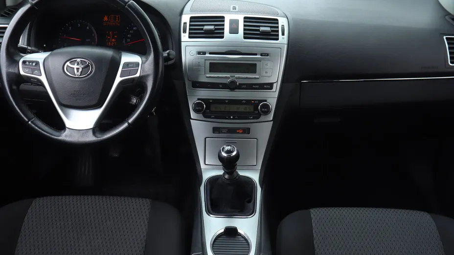 Toyota Avensis -