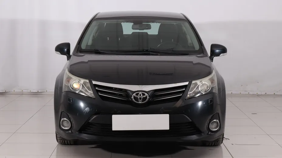 Toyota Avensis -