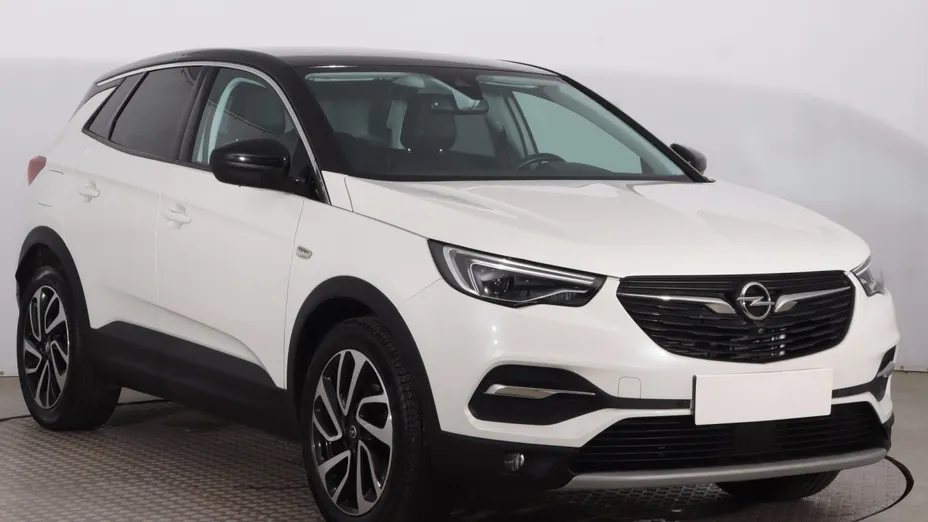 Opel Grandland -