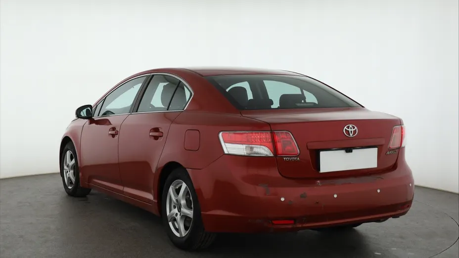 Toyota Avensis -
