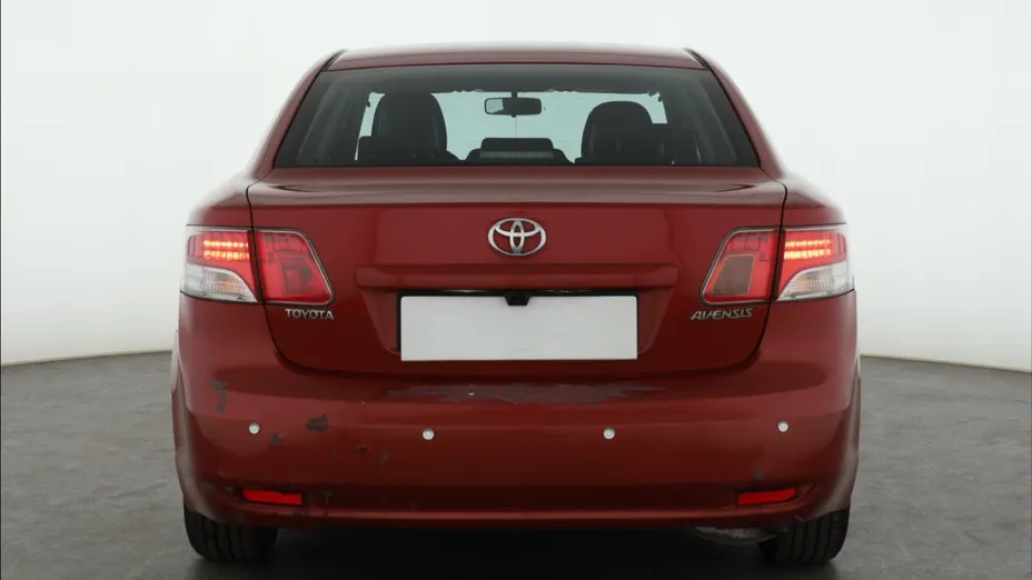 Toyota Avensis -