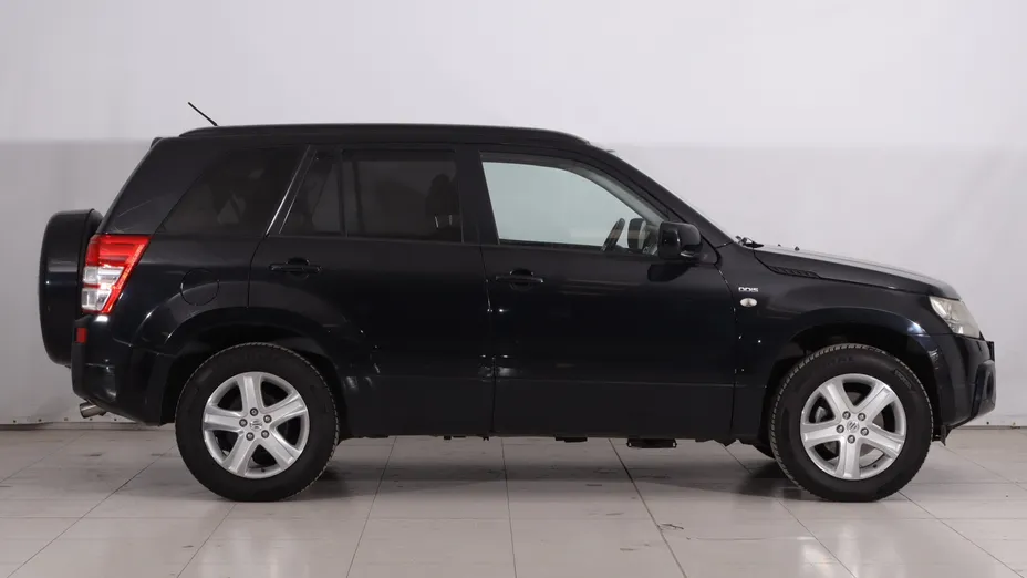 Suzuki Grand Vitara -