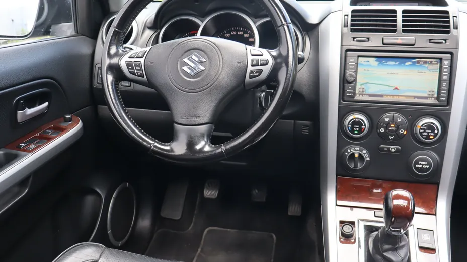 Suzuki Grand Vitara -