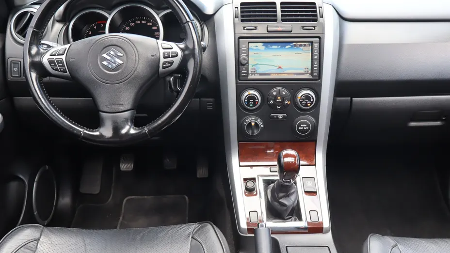 Suzuki Grand Vitara -