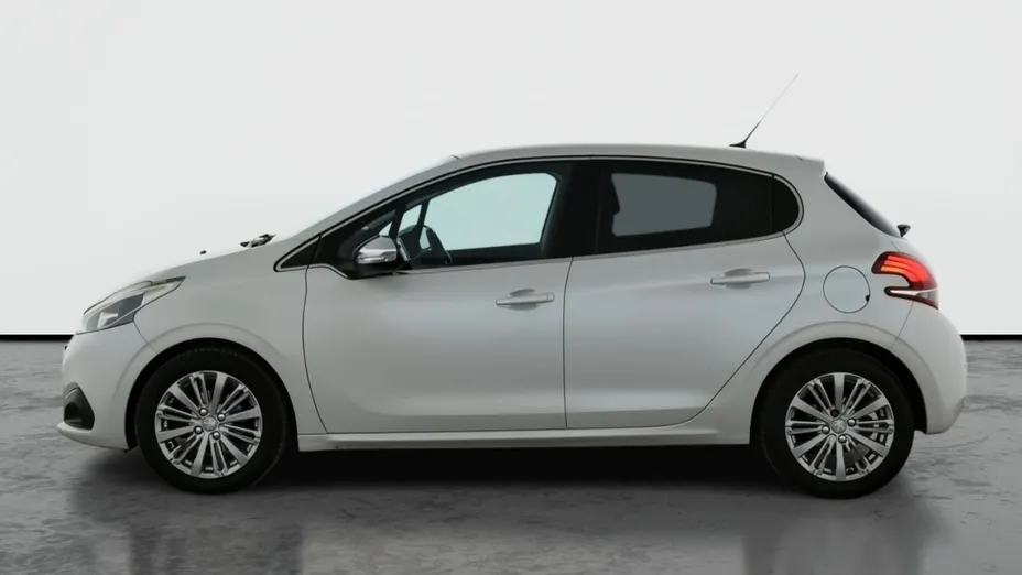 Peugeot 208 -